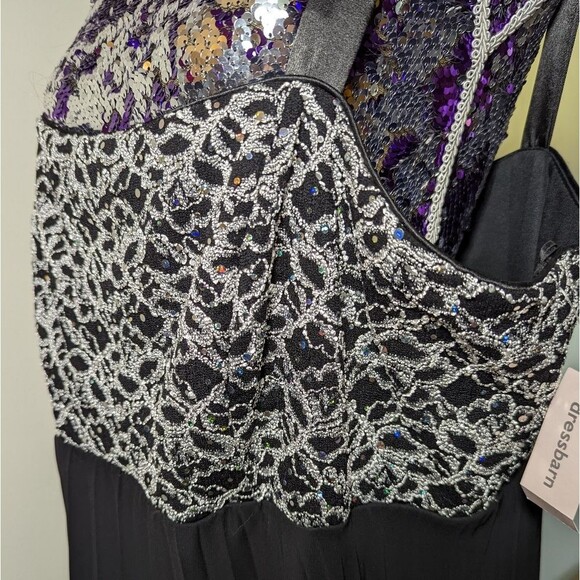 Dress Barn NWT 22W Black Gown with Silver Embroidered Glitter Top - Picture 2 of 3
